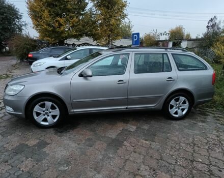 Бежевый Шкода Октавия, объемом двигателя 1.6 л и пробегом 270 тыс. км за 4000 $, фото 1 на Automoto.ua