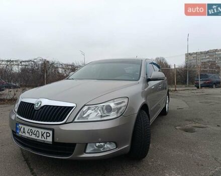 Бежевий Шкода Октавія, об'ємом двигуна 1.8 л та пробігом 107 тис. км за 8500 $, фото 1 на Automoto.ua