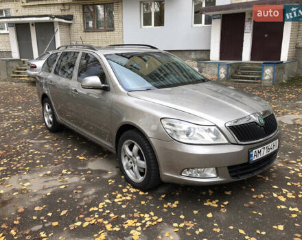 Шкода Октавия 2012 в Здолбунове на Automoto.ua Бежевый Шкода Октавия, объемом двигателя 1.97 л и пробегом 292 тыс. км за 7300 $, фото 1 на Automoto.ua