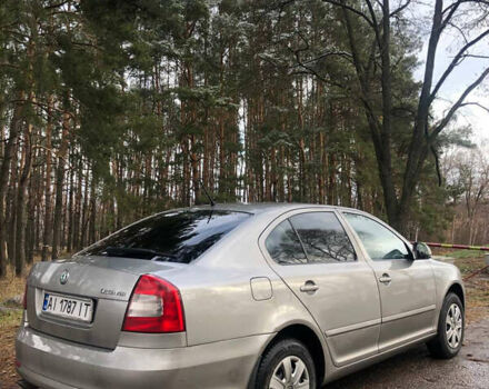 Бежевый Шкода Октавия, объемом двигателя 1.8 л и пробегом 370 тыс. км за 7800 $, фото 1 на Automoto.ua