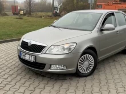 Бежевый Шкода Октавия, объемом двигателя 1.6 л и пробегом 1 тыс. км за 3500 $, фото 1 на Automoto.ua