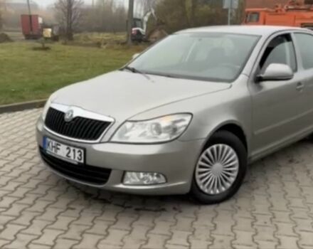 Бежевый Шкода Октавия, объемом двигателя 1.6 л и пробегом 1 тыс. км за 3500 $, фото 1 на Automoto.ua