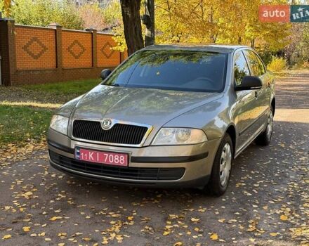Шкода Октавія 2012 у Києві на Automoto.ua Бежевий Шкода Октавія, об'ємом двигуна 1.6 л та пробігом 196 тис. км за 7000 $, фото 1 на Automoto.ua