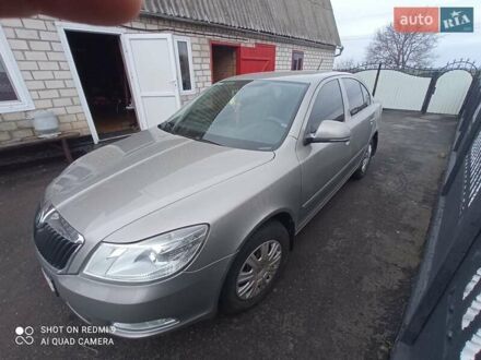 Шкода Октавия 2012 в Бердичеве на Automoto.ua Бежевый Шкода Октавия, объемом двигателя 1.9 л и пробегом 100 тыс. км за 16500 $, фото 1 на Automoto.ua
