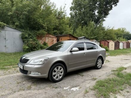 Шкода Октавия 2012 в Сумах на Automoto.ua Бежевый Шкода Октавия, объемом двигателя 1.8 л и пробегом 145 тыс. км за 7300 $, фото 1 на Automoto.ua