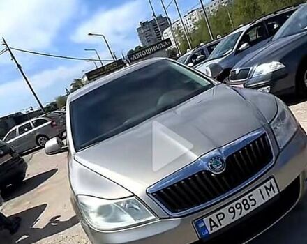 Бежевый Шкода Октавия, объемом двигателя 1.8 л и пробегом 165 тыс. км за 8300 $, фото 1 на Automoto.ua