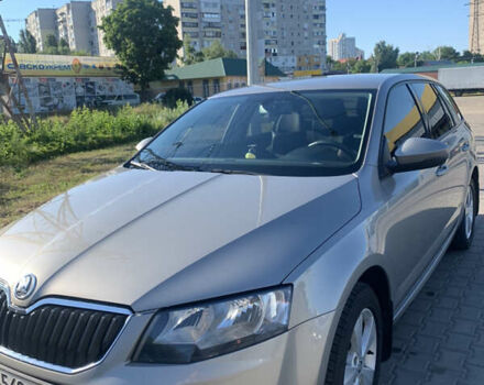 Бежевий Шкода Октавія, об'ємом двигуна 1.8 л та пробігом 210 тис. км за 9999 $, фото 1 на Automoto.ua