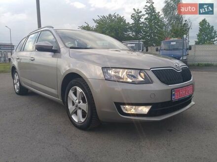 Шкода Октавия 2014 в Ровно на Automoto.ua Бежевый Шкода Октавия, объемом двигателя 1.2 л и пробегом 205 тыс. км за 8900 $, фото 1 на Automoto.ua