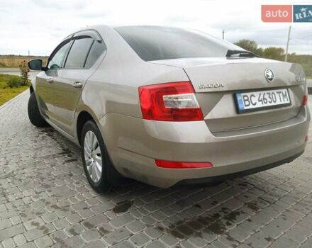 Бежевий Шкода Октавія, об'ємом двигуна 1.6 л та пробігом 160 тис. км за 9450 $, фото 1 на Automoto.ua