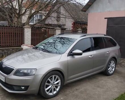 Бежевый Шкода Октавия, объемом двигателя 2 л и пробегом 261 тыс. км за 11800 $, фото 1 на Automoto.ua
