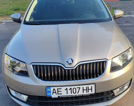 Шкода Октавія 2016 у Кам'янське (Дніпродзержинськ) на Automoto.ua Бежевий Шкода Октавія, об'ємом двигуна 1.8 л та пробігом 211 тис. км за 12800 $, фото 1 на Automoto.ua