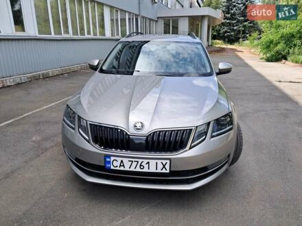 Шкода Октавия 2017 в Умани на Automoto.ua Бежевый Шкода Октавия, объемом двигателя 1.97 л и пробегом 277 тыс. км за 13800 $, фото 1 на Automoto.ua