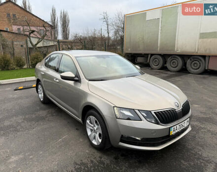 Бежевый Шкода Октавия, объемом двигателя 2 л и пробегом 105 тыс. км за 16950 $, фото 1 на Automoto.ua