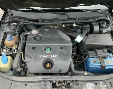 Черный Шкода Октавия, объемом двигателя 1.9 л и пробегом 487 тыс. км за 2800 $, фото 5 на Automoto.ua