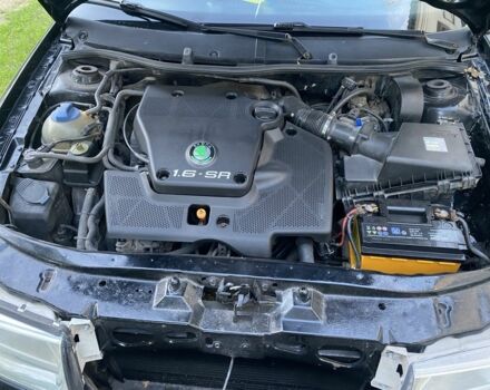 Чорний Шкода Октавія, об'ємом двигуна 1 л та пробігом 440 тис. км за 3300 $, фото 2 на Automoto.ua