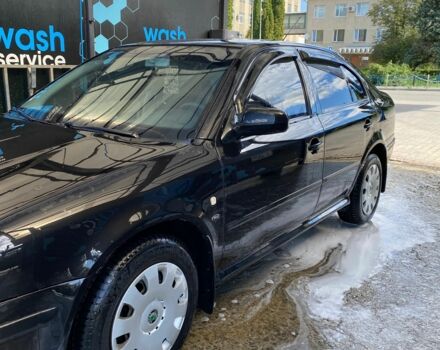 Чорний Шкода Октавія, об'ємом двигуна 1.8 л та пробігом 250 тис. км за 4000 $, фото 1 на Automoto.ua