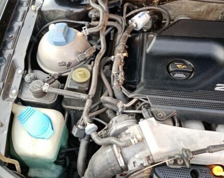 Черный Шкода Октавия, объемом двигателя 1.8 л и пробегом 290 тыс. км за 5000 $, фото 4 на Automoto.ua