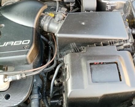 Черный Шкода Октавия, объемом двигателя 1.8 л и пробегом 290 тыс. км за 5000 $, фото 5 на Automoto.ua