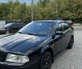 Черный Шкода Октавия, объемом двигателя 1.9 л и пробегом 363 тыс. км за 4500 $, фото 1 на Automoto.ua