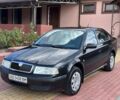 Черный Шкода Октавия, объемом двигателя 1.6 л и пробегом 270 тыс. км за 3900 $, фото 1 на Automoto.ua