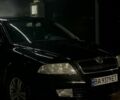 Черный Шкода Октавия, объемом двигателя 1.6 л и пробегом 350 тыс. км за 5989 $, фото 1 на Automoto.ua
