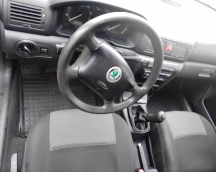 Шкода Октавия 2005 в Хусте на Automoto.ua Черный Шкода Октавия, объемом двигателя 0 л и пробегом 240 тыс. км за 5400 $, фото 6 на Automoto.ua