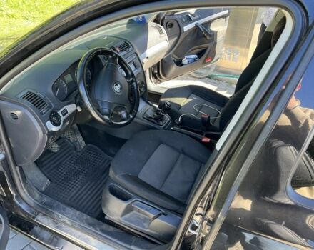 Черный Шкода Октавия, объемом двигателя 1.6 л и пробегом 331 тыс. км за 4700 $, фото 11 на Automoto.ua