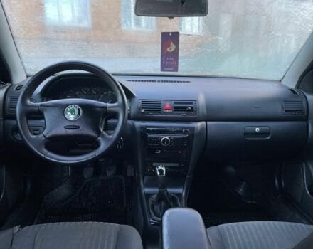 Черный Шкода Октавия, объемом двигателя 1.8 л и пробегом 275 тыс. км за 2250 $, фото 15 на Automoto.ua