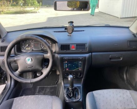 Чорний Шкода Октавія, об'ємом двигуна 1.6 л та пробігом 268 тис. км за 7200 $, фото 16 на Automoto.ua