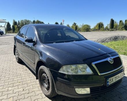Черный Шкода Октавия, объемом двигателя 1.6 л и пробегом 331 тыс. км за 4700 $, фото 2 на Automoto.ua
