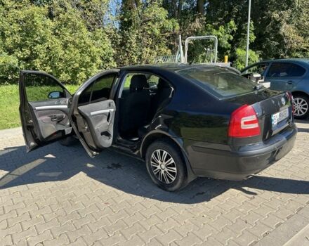 Черный Шкода Октавия, объемом двигателя 1.6 л и пробегом 331 тыс. км за 4700 $, фото 8 на Automoto.ua