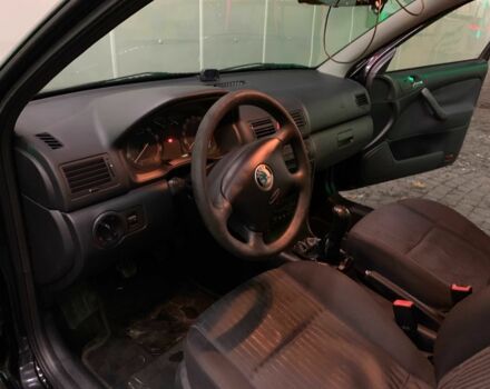 Черный Шкода Октавия, объемом двигателя 2 л и пробегом 340 тыс. км за 5200 $, фото 6 на Automoto.ua