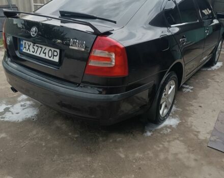 Черный Шкода Октавия, объемом двигателя 1.6 л и пробегом 300 тыс. км за 7500 $, фото 1 на Automoto.ua