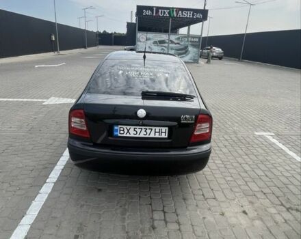 Черный Шкода Октавия, объемом двигателя 1.6 л и пробегом 242 тыс. км за 4000 $, фото 1 на Automoto.ua