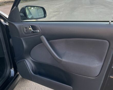 Черный Шкода Октавия, объемом двигателя 1.8 л и пробегом 276 тыс. км за 5500 $, фото 11 на Automoto.ua