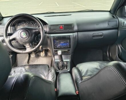 Чорний Шкода Октавія, об'ємом двигуна 1.8 л та пробігом 245 тис. км за 5700 $, фото 7 на Automoto.ua