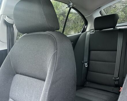 Черный Шкода Октавия, объемом двигателя 2 л и пробегом 330 тыс. км за 4250 $, фото 1 на Automoto.ua