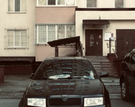 Чорний Шкода Октавія, об'ємом двигуна 1.8 л та пробігом 249 тис. км за 6200 $, фото 1 на Automoto.ua