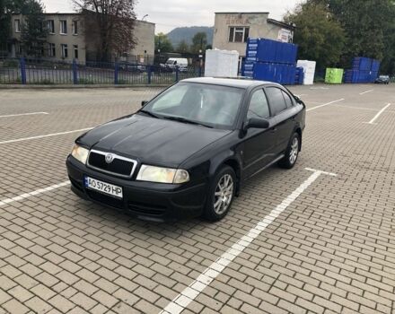Черный Шкода Октавия, объемом двигателя 1.8 л и пробегом 250 тыс. км за 4300 $, фото 1 на Automoto.ua