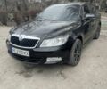 Черный Шкода Октавия, объемом двигателя 1.6 л и пробегом 200 тыс. км за 7300 $, фото 1 на Automoto.ua
