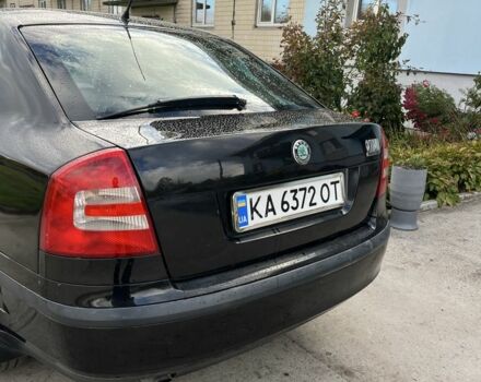 Черный Шкода Октавия, объемом двигателя 2 л и пробегом 330 тыс. км за 4250 $, фото 4 на Automoto.ua