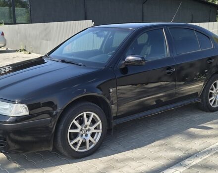 Черный Шкода Октавия, объемом двигателя 1.8 л и пробегом 225 тыс. км за 6000 $, фото 2 на Automoto.ua
