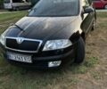 Черный Шкода Октавия, объемом двигателя 1.6 л и пробегом 217 тыс. км за 6200 $, фото 1 на Automoto.ua