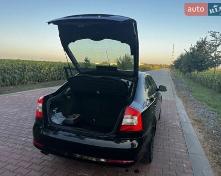 Черный Шкода Октавия, объемом двигателя 1.8 л и пробегом 260 тыс. км за 7350 $, фото 4 на Automoto.ua