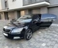 Черный Шкода Октавия, объемом двигателя 1.6 л и пробегом 219 тыс. км за 6900 $, фото 3 на Automoto.ua