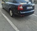 Черный Шкода Октавия, объемом двигателя 2 л и пробегом 349 тыс. км за 8900 $, фото 3 на Automoto.ua
