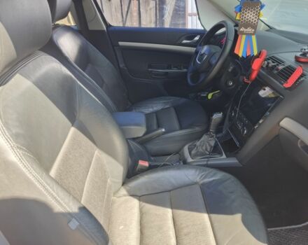 Черный Шкода Октавия, объемом двигателя 1.8 л и пробегом 223 тыс. км за 7000 $, фото 3 на Automoto.ua