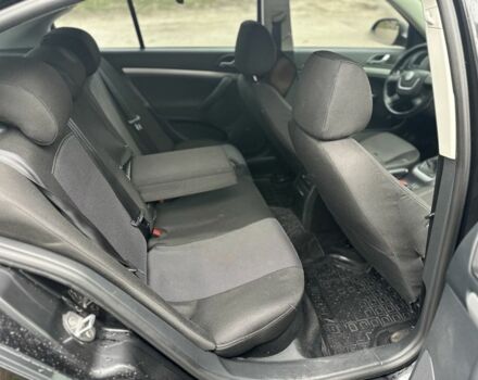 Чорний Шкода Октавія, об'ємом двигуна 1.6 л та пробігом 310 тис. км за 7500 $, фото 7 на Automoto.ua