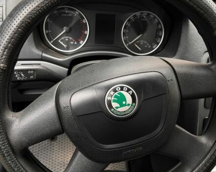 Черный Шкода Октавия, объемом двигателя 1.6 л и пробегом 204 тыс. км за 7800 $, фото 7 на Automoto.ua