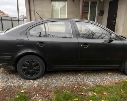 Черный Шкода Октавия, объемом двигателя 1.6 л и пробегом 204 тыс. км за 7800 $, фото 2 на Automoto.ua